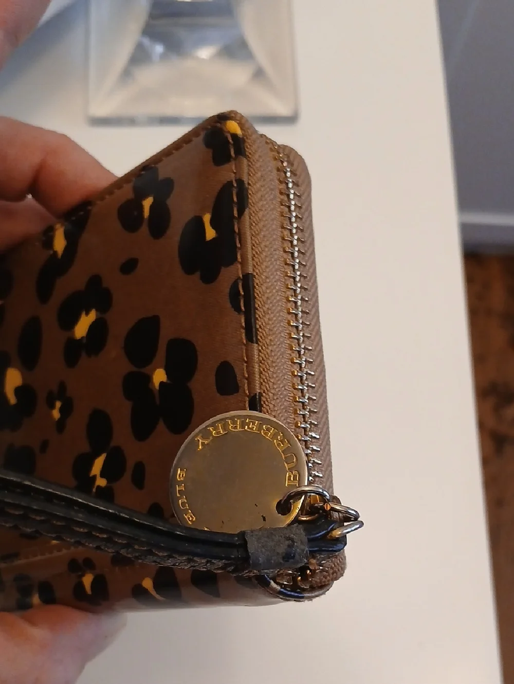 Burberry Vintage Blue Label, Leopard Floral Print Wallet C O A - Picture 6 of 17